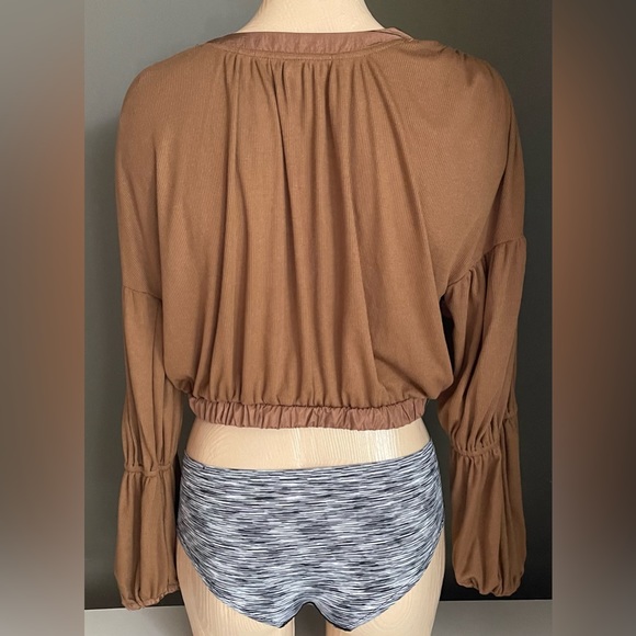 Free People~Banyan Tree Brown~Dakota Crop - Picture 3 of 10